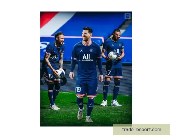 皇马正式宣布姆巴佩加盟 身披九号战袍亮相新赛季