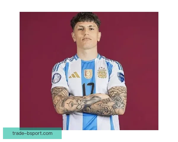 阿根廷在美洲杯揭幕战中以2-0战胜加拿大迎来开门红