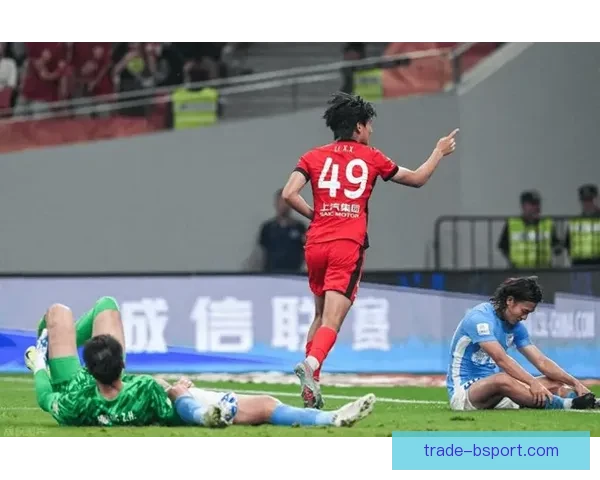 阿兰中超首轮破门引领新赛季中国男足锋线新希望